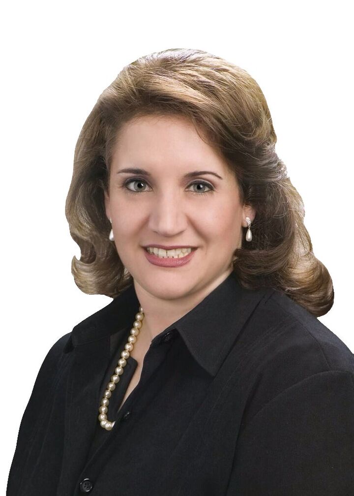 Gigi Tajalli,  in Gainesville, Thomas Group
