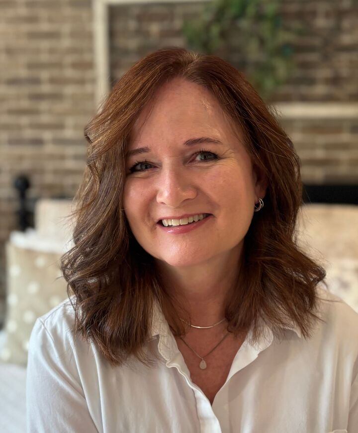 Shelly Russon, Associate Real Estate Broker in Kaysville, Momentum