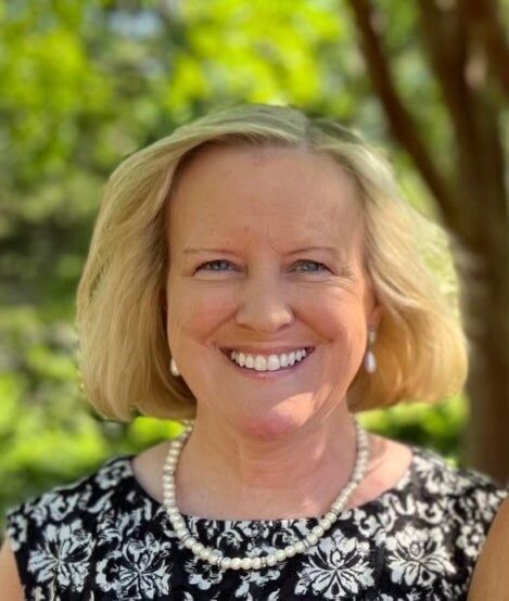 Sandra Hoover, Real Estate Salesperson in Fredericksburg, Elite