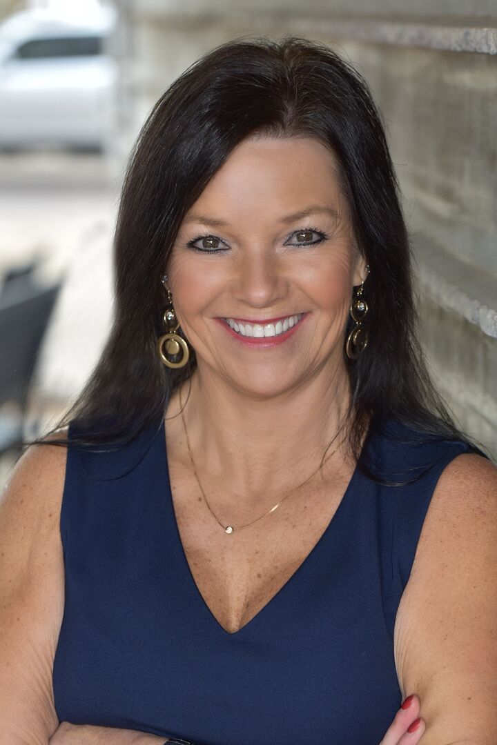 Anna Sherry, Affiliate Broker in Gallatin, Southern Realty