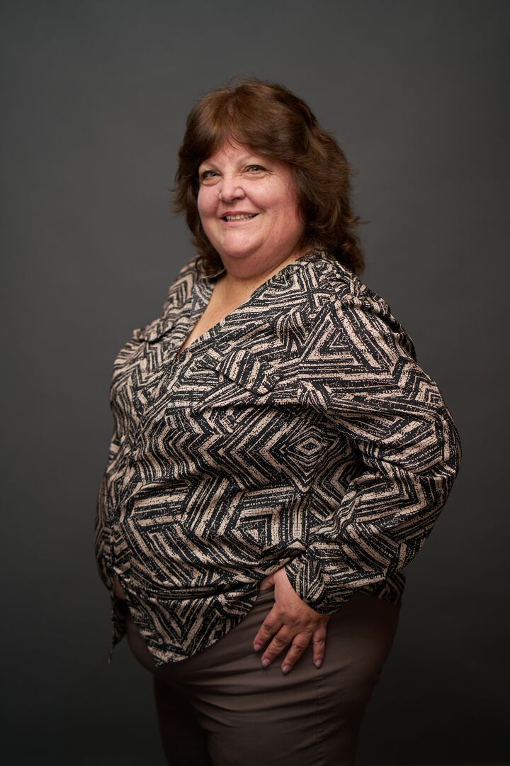 Gina Hinds, Real Estate Salesperson in Monterey, Masters