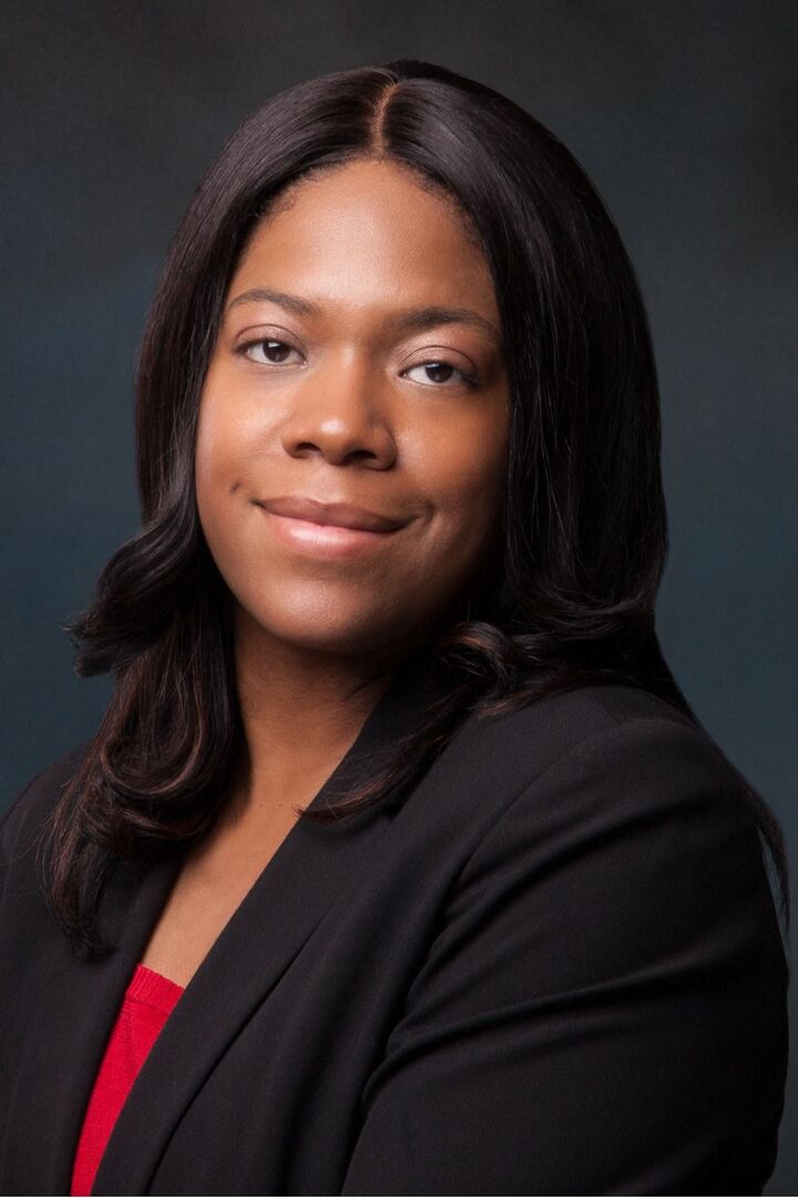 Maisha Yeboah, Sales Associate in Lansing, Professionals