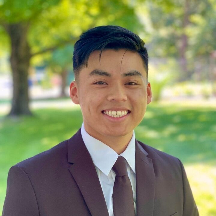 Christ Do, Real Estate Salesperson in Southampton, Advantage Gold