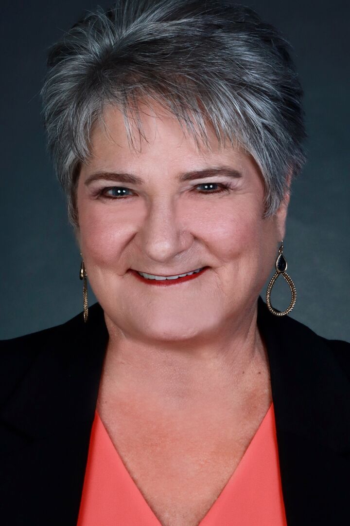 Ivonne Larose, Affiliate Broker in Nashville, Southern Realty