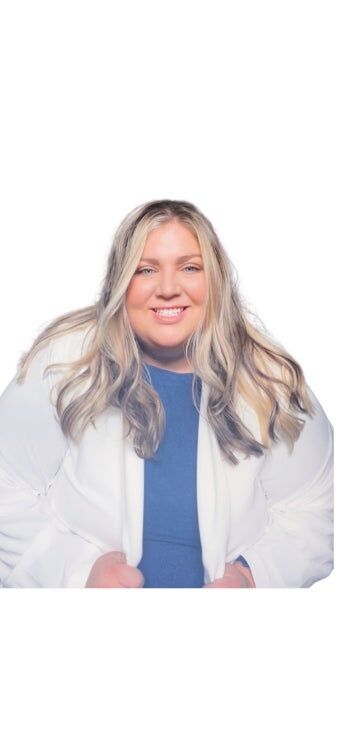 Ashley Quinn, Real Estate Salesperson in Lindenhurst, AA Realty