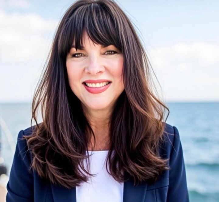 Kathleen Long, Associate Real Estate Broker in Longboat Key, Beggins Enterprises