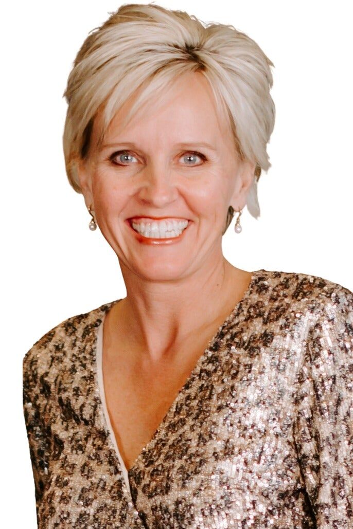 Stacey Springer, Affiliate Broker in Brentwood, Southern Realty