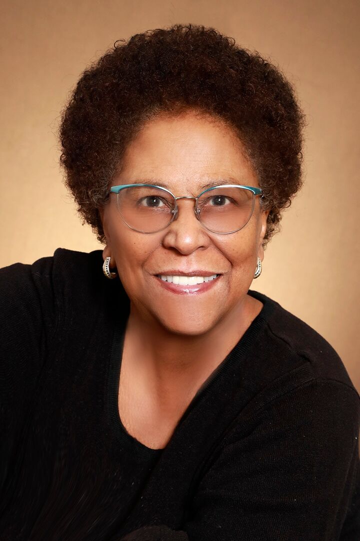 Celeste McAllister, Real Estate Broker in New Bern, Coastal Advantage