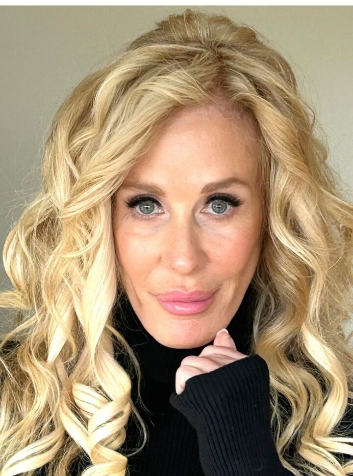Donna Eskra, Real Estate Salesperson in Chattanooga, Signature Brokers