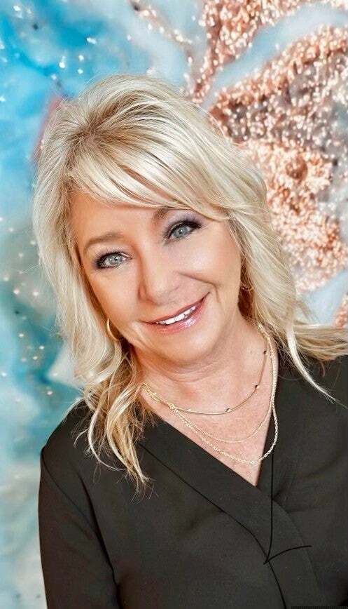 Denise Artery, Sales Representative in Port Charlotte, Sunstar Realty