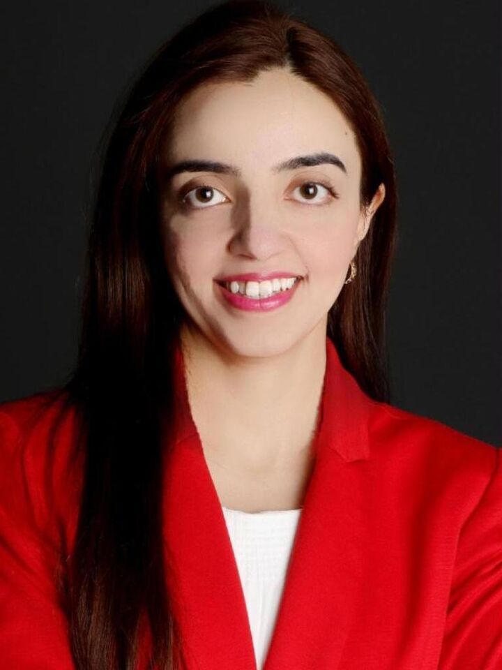 Katie Montazeri-Davoudi,  in Newmarket, Coldwell Banker The Real Estate Centre, Brokerage