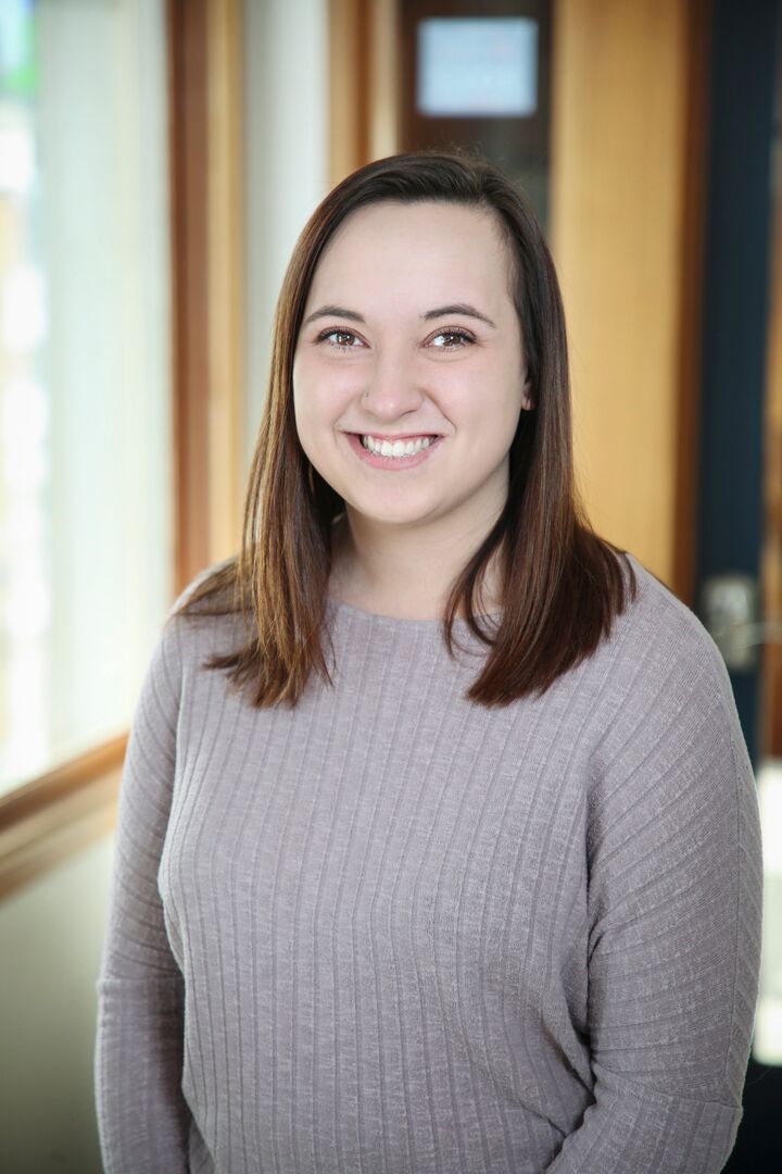 Courtney Wasalaski,  in Midland, Professionals