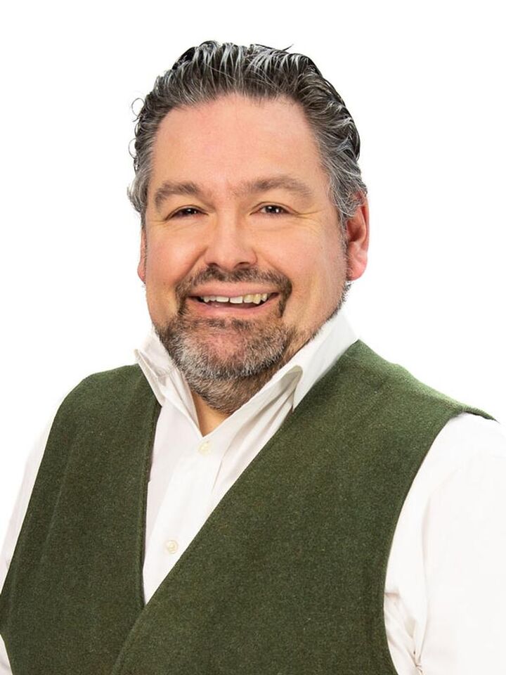 Alex Pfeiffer, Real Estate Salesperson in Oak Harbor, 360 Team