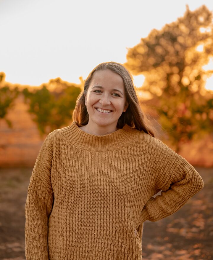 Mariana Alves, Real Estate Salesperson in Santa Rosa, Icon Properties