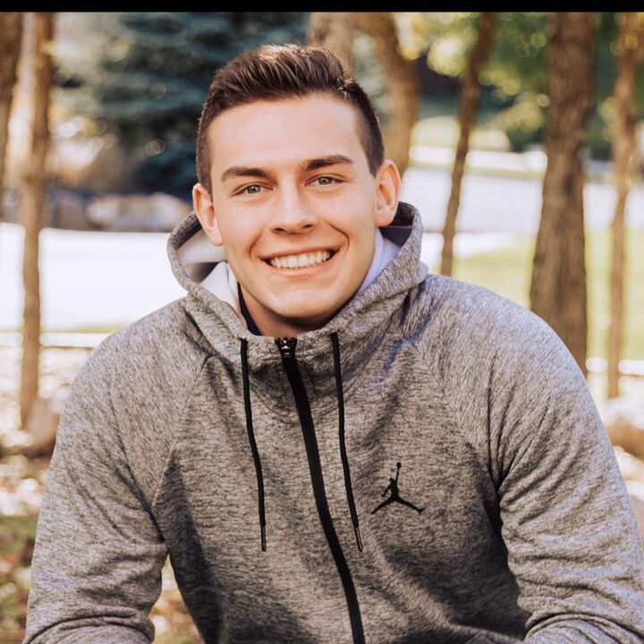 Dylan Johnston, Real Estate Salesperson in Lehi, Momentum