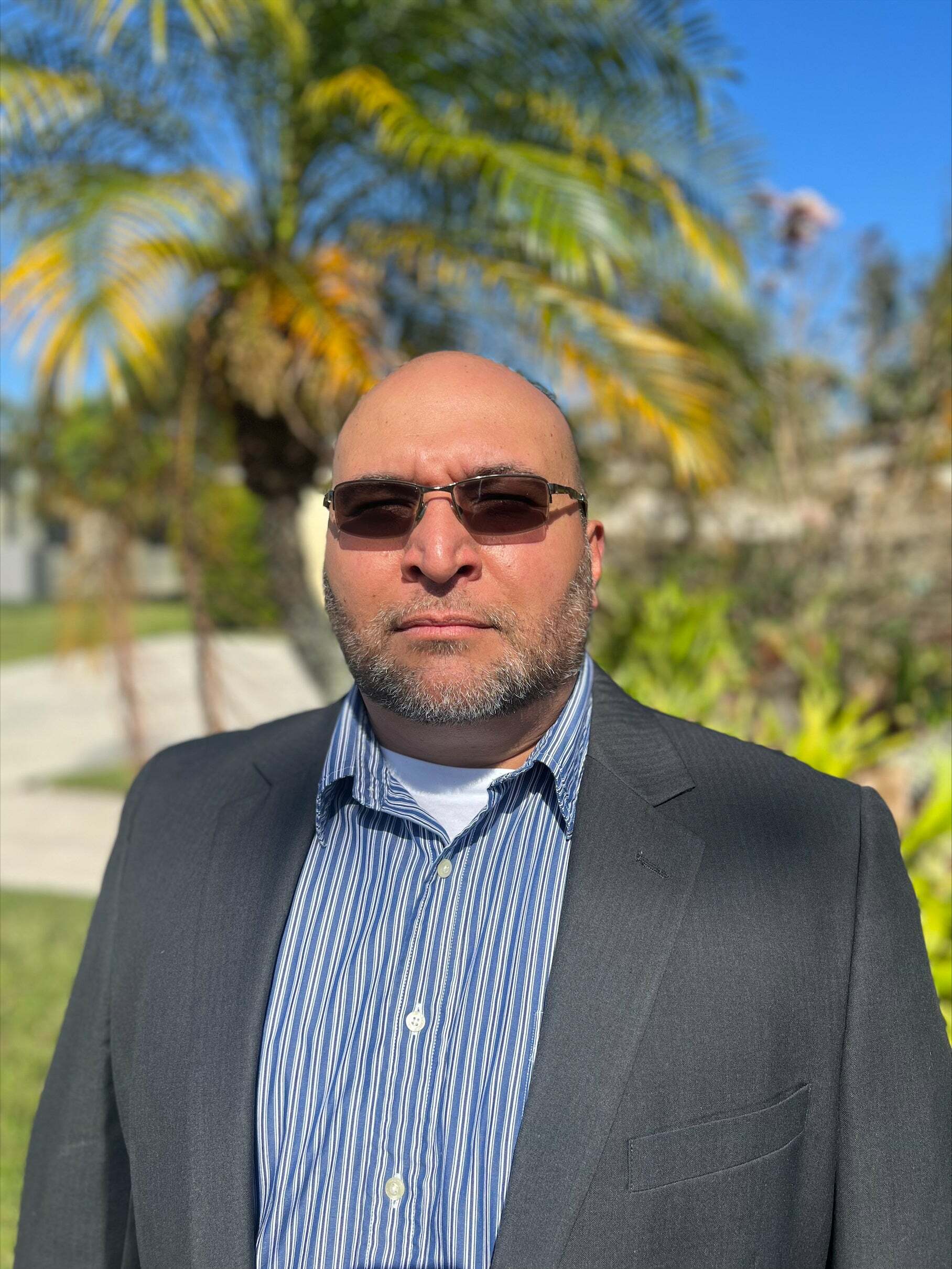 Maxwell Luna, Real Estate Salesperson in Miami, World Connection