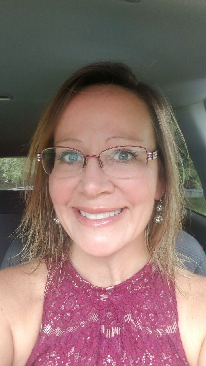 Crystal Stoner, Real Estate Salesperson in Hillsdale, Groves Real Estate