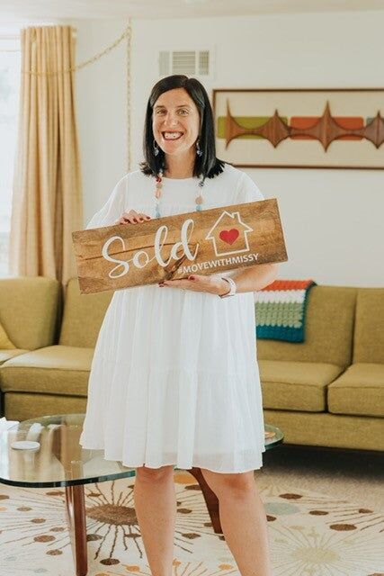 Missy Mendoza, Real Estate Broker in Greenwood, Scheetz