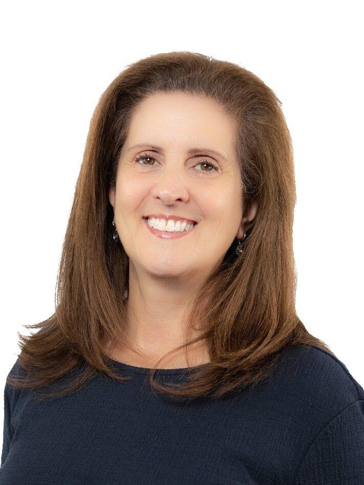 Danelia Briones, Real Estate Salesperson in Torrance, Coastal Properties