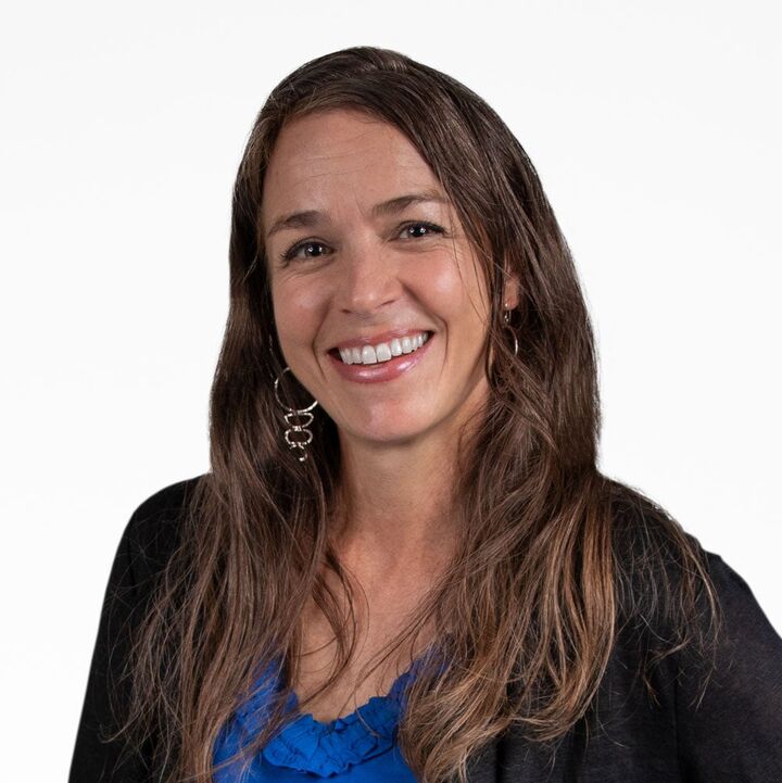 Carrie Warren, Real Estate Salesperson in Ames, Signature Real Estate