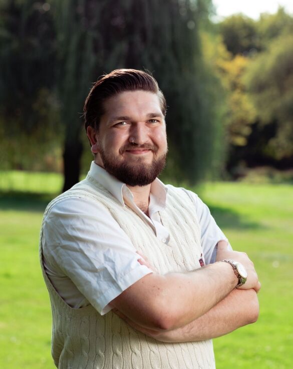 River Molyneaux, Realtor / Real Estate Broker in Eugene, Windermere