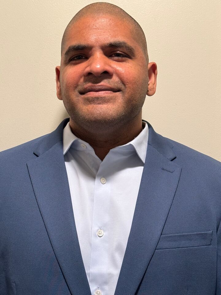 Sarfraz Hussain, Real Estate Salesperson in Castro Valley, Masters