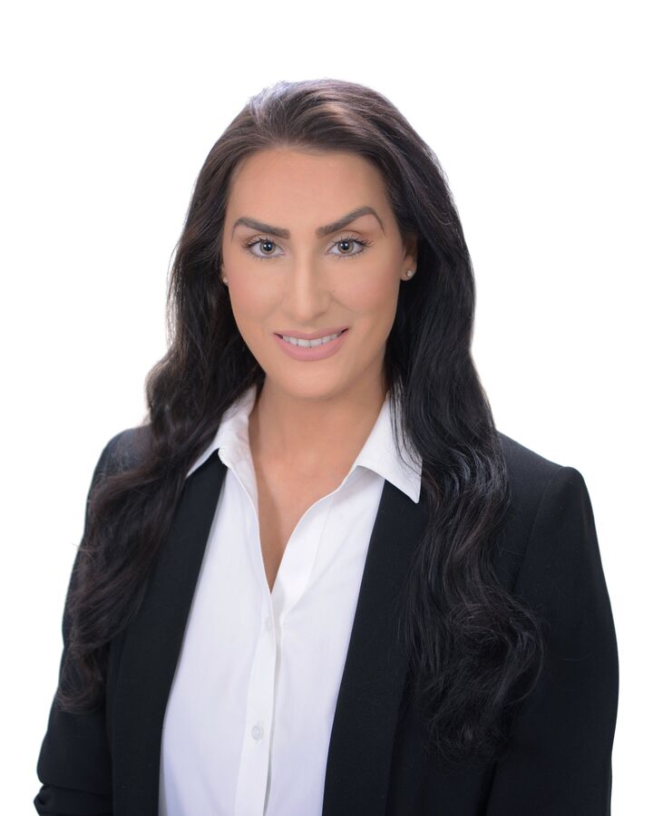 Lisa DeFranco,  in Rutherford, Coccia Realty