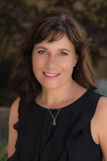 Paula Cox, Real Estate Broker in Kennewick, Tomlinson