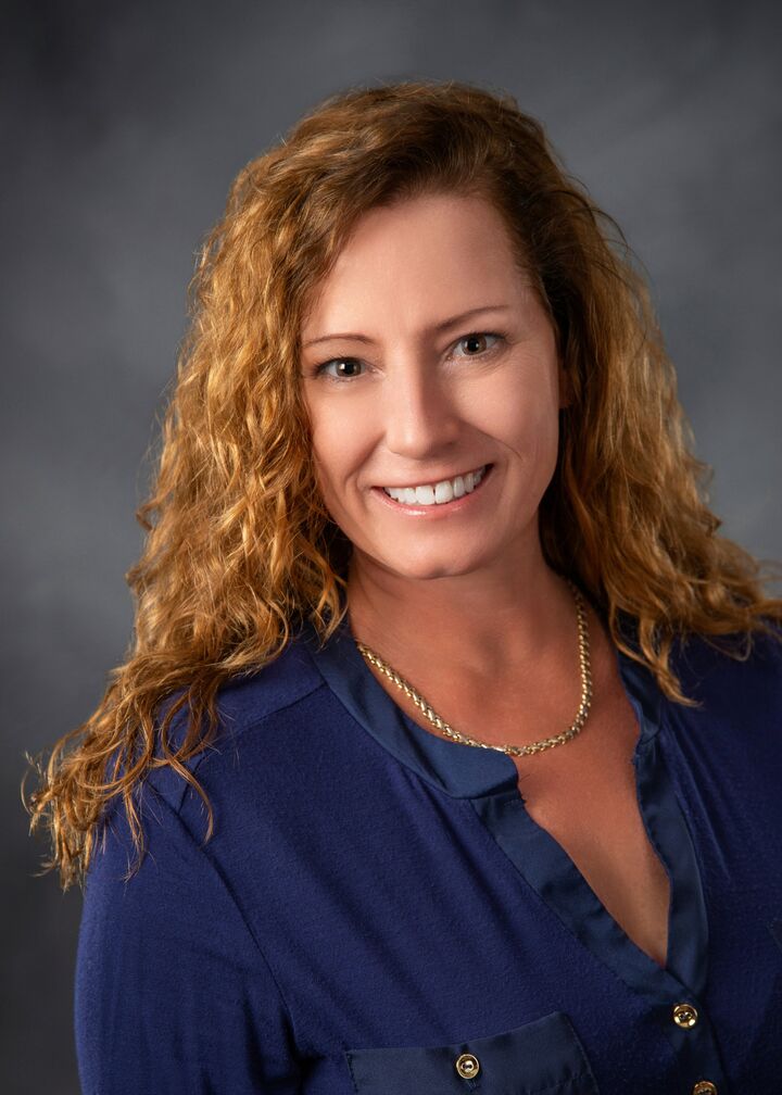 Shawna Janikowski, Real Estate Salesperson in Ventura, Masters