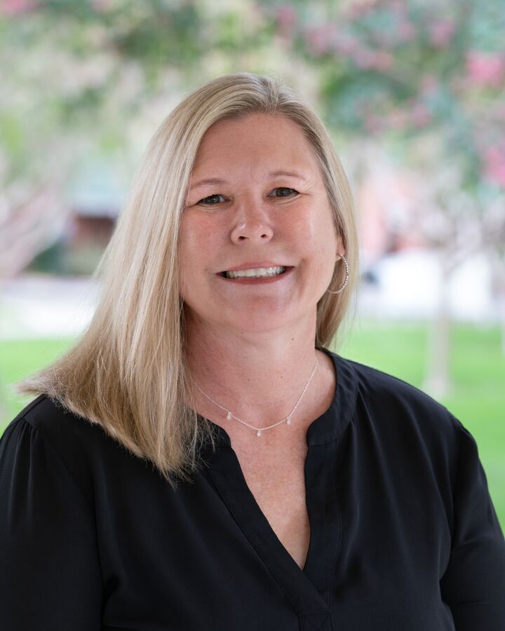 Yvette Glaves, Real Estate Salesperson in Berkeley, Reliance Partners