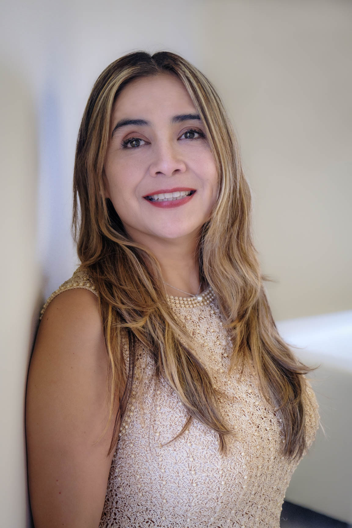 Cecilia Lara Leyva, Broker in Toronto, Coldwell Banker The Real Estate Centre, Brokerage