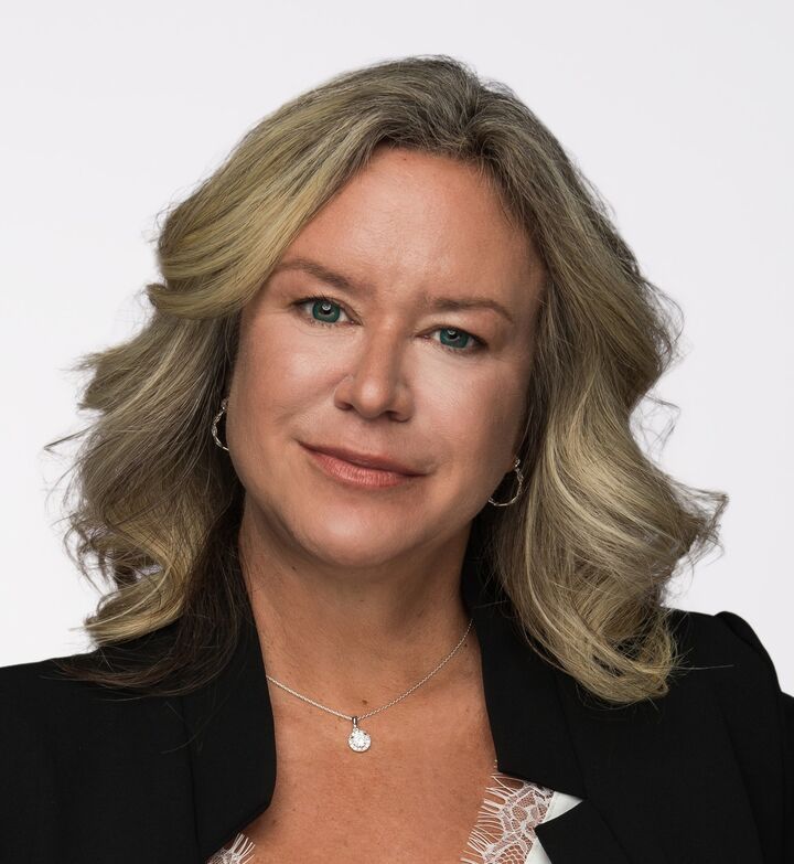 Kim Skinner,  in Sulphur Springs, First Group