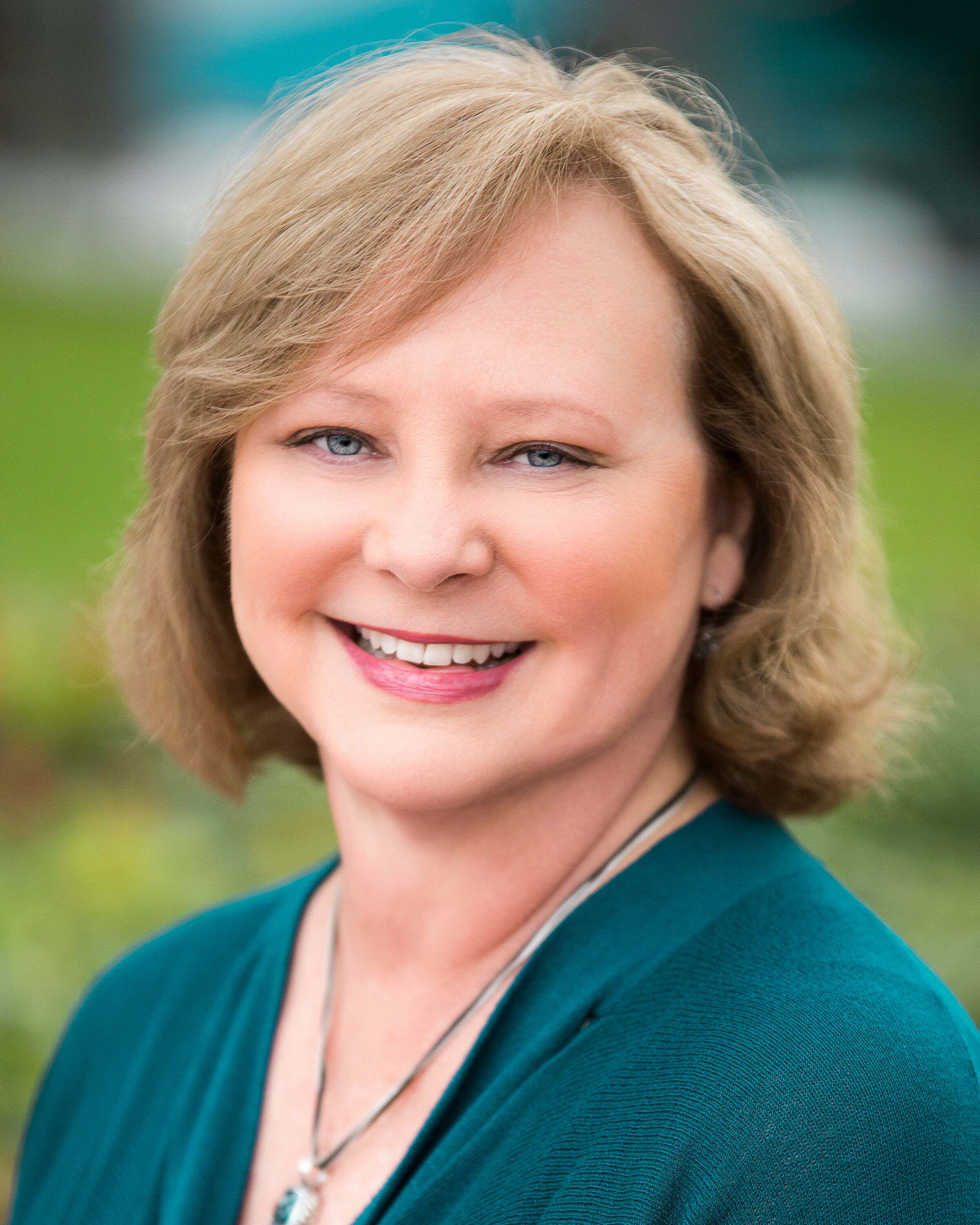 Holly Tomlin, Real Estate Broker/Real Estate Salesperson in Tampa, Tomlin St Cyr Real Estate Services ERA Powered