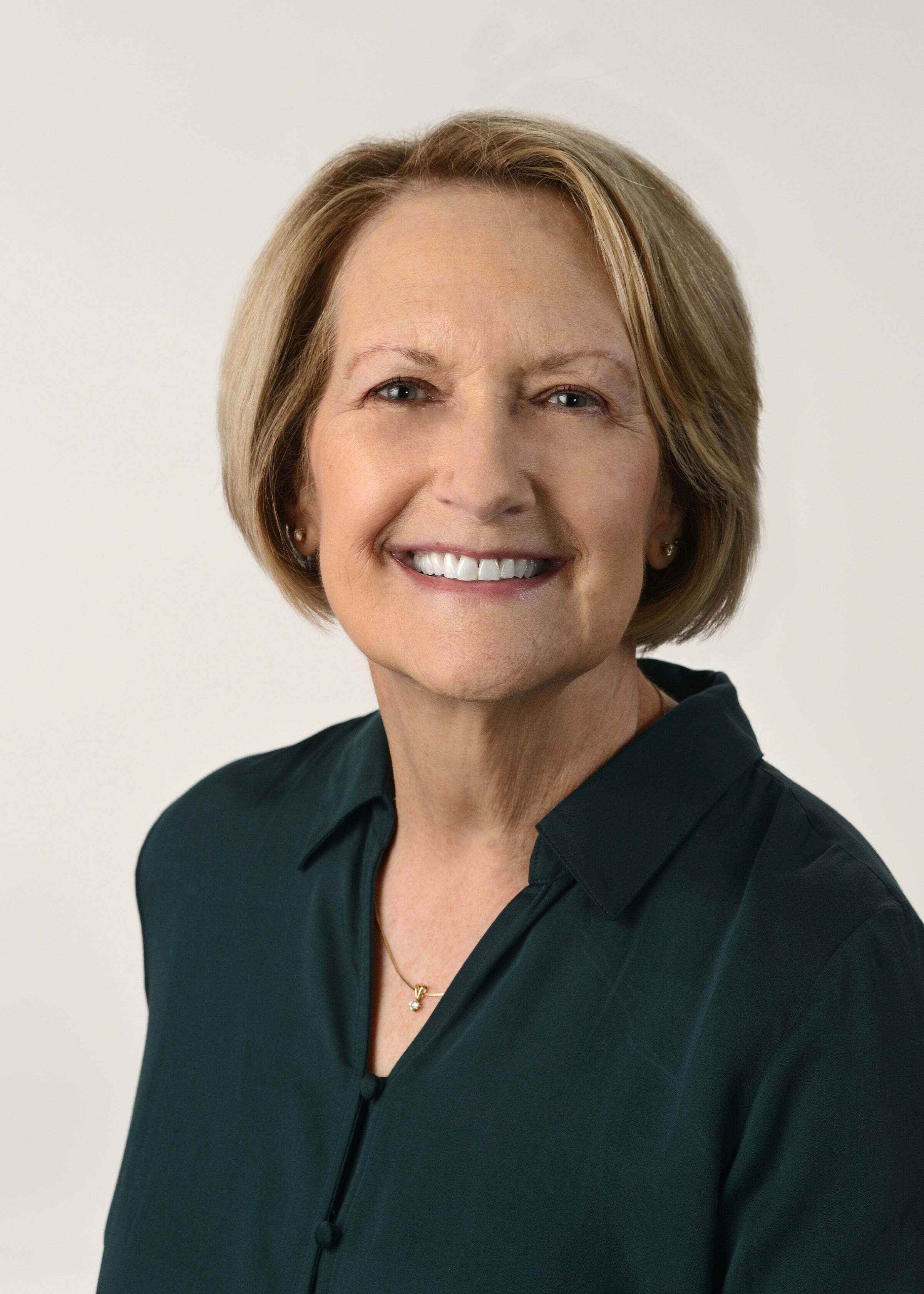 Jo Ellen Hatfield, Real Estate Salesperson in Saint Louis, Premier Group