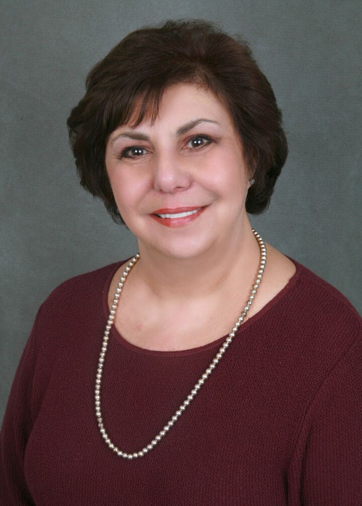 Vincenza Farco, Real Estate Salesperson in Caldwell, Cedarcrest Realty, Inc.