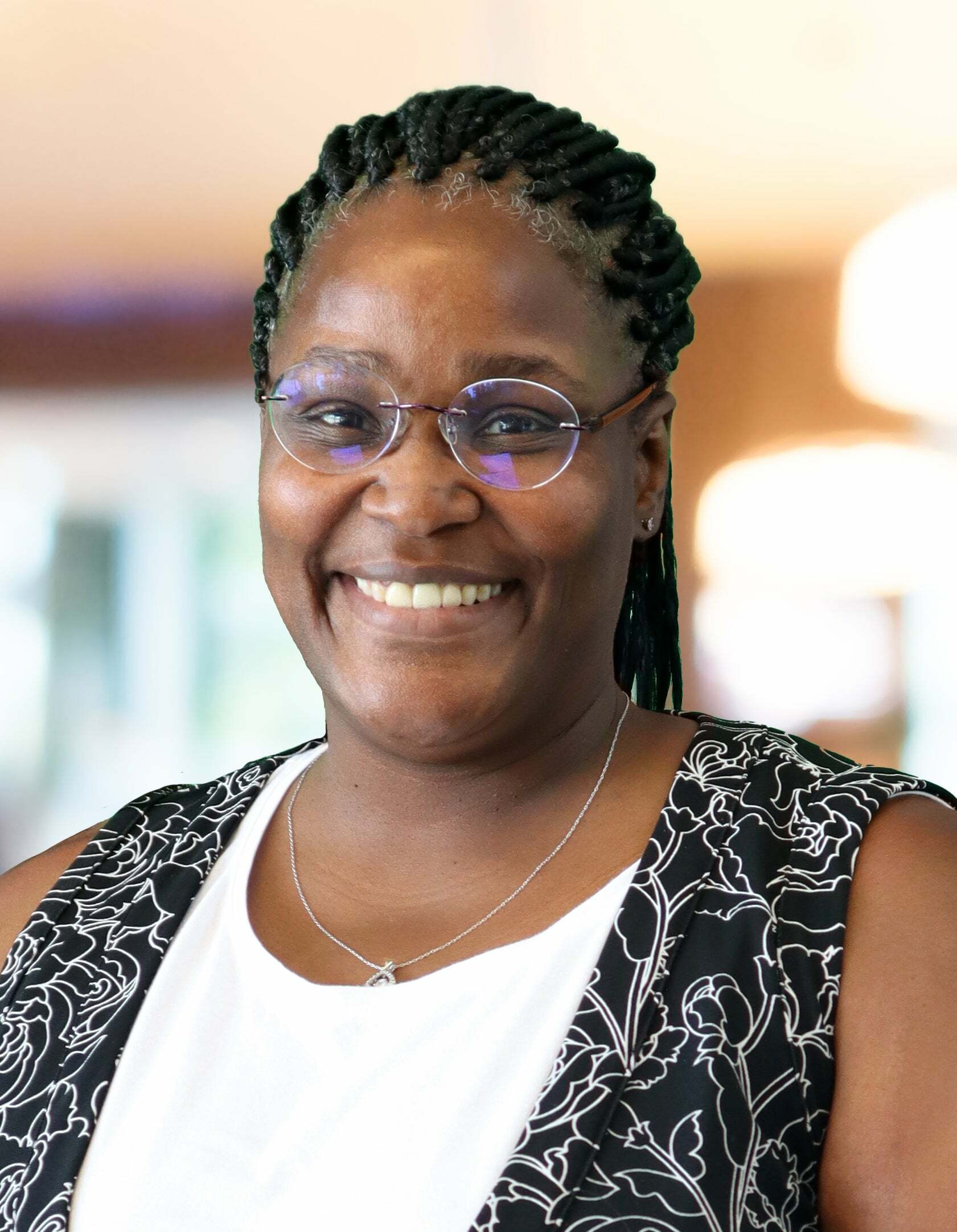 Azalea Plump, Associate Real Estate Broker in Orland Park, Circle