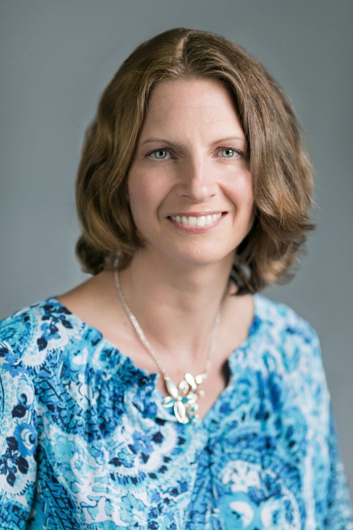 Lynne Cucinell, Real Estate Salesperson in Stamford, Shore & Country Properties