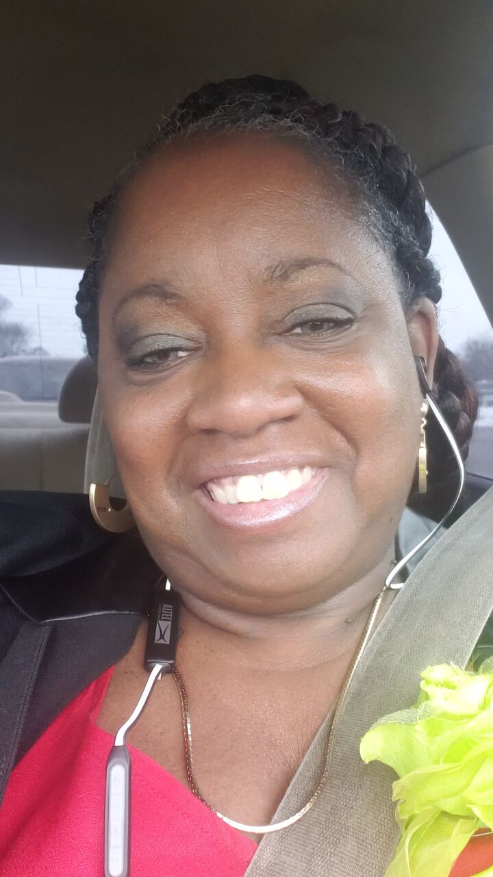Carolyn Laine,  in Orland Park, Circle