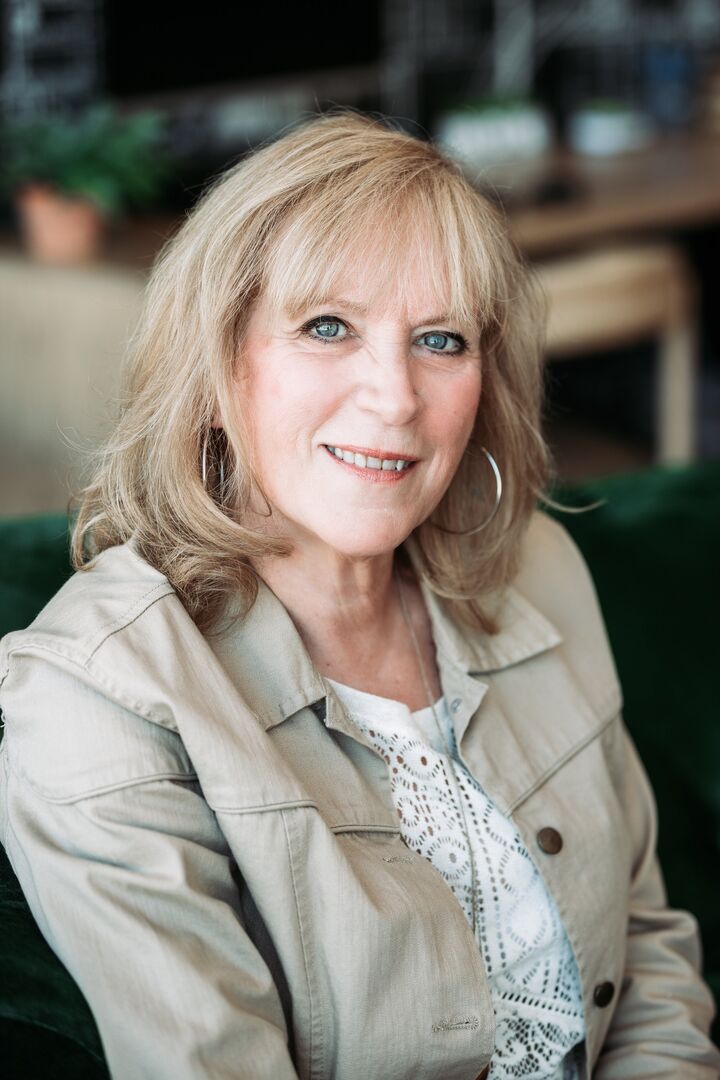 Nancy Bierman, Associate Real Estate Broker in Omaha, The Good Life Group