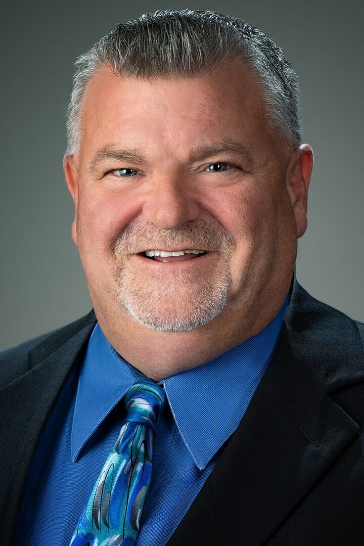 Darrin Mosher, Real Estate Salesperson in Florence, McMillan and Associates