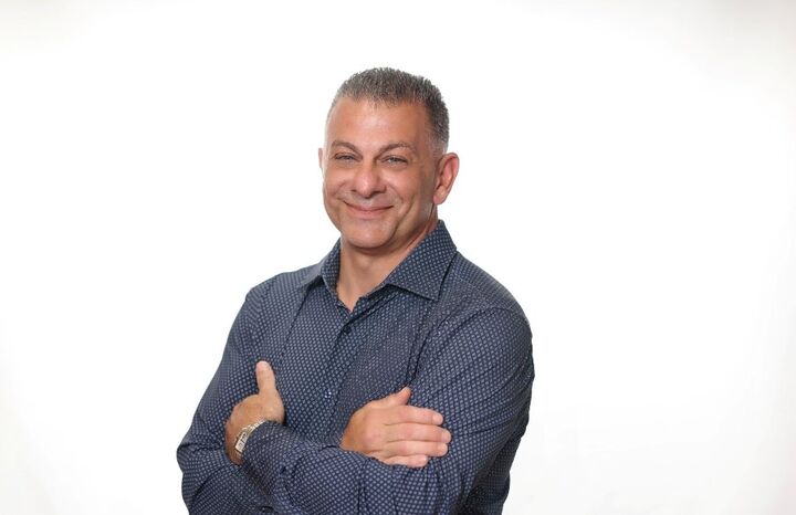 Greg Tomasyan, Real Estate Salesperson in Burbank, Town Center