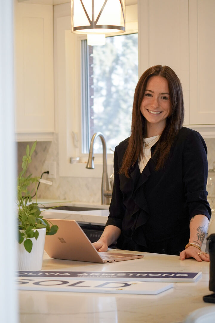 Olivia Armstrong, REALTOR® in New Tecumseth, Coldwell Banker Ronan Realty, Brokerage