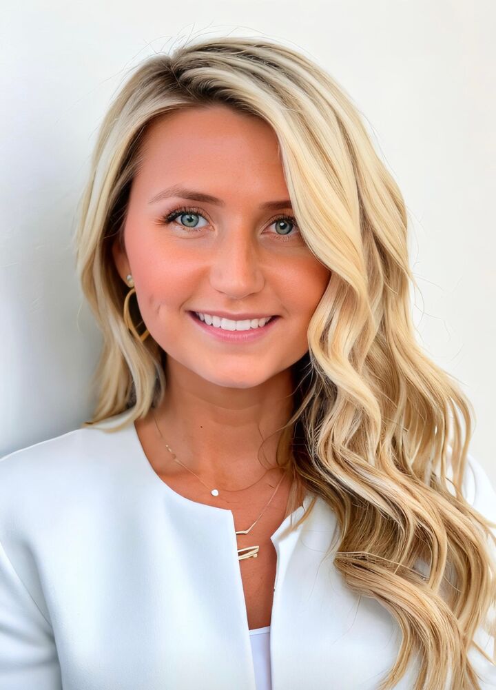 Jessica Husebye, Real Estate Salesperson in Salem, North East