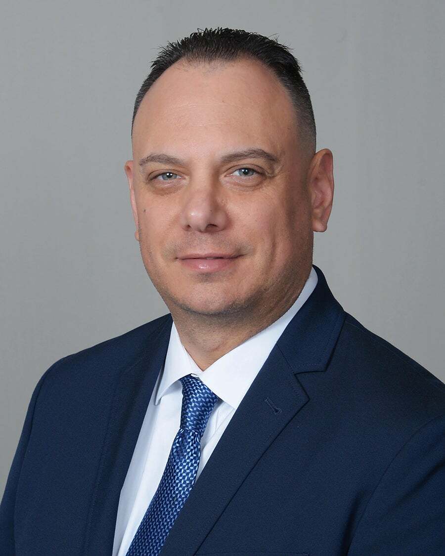 Jaime Venerio,  in Apollo Beach, Beggins Enterprises