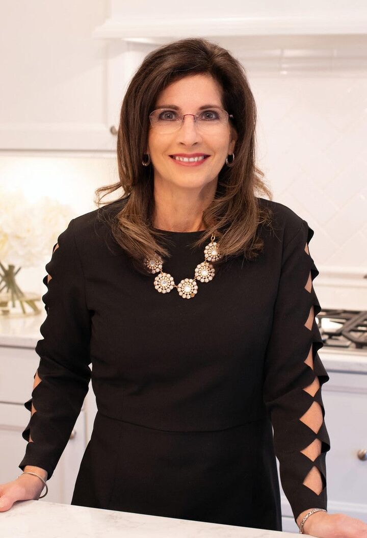 Julie Vargas, Real Estate Salesperson in Bristol, Topsail Realty