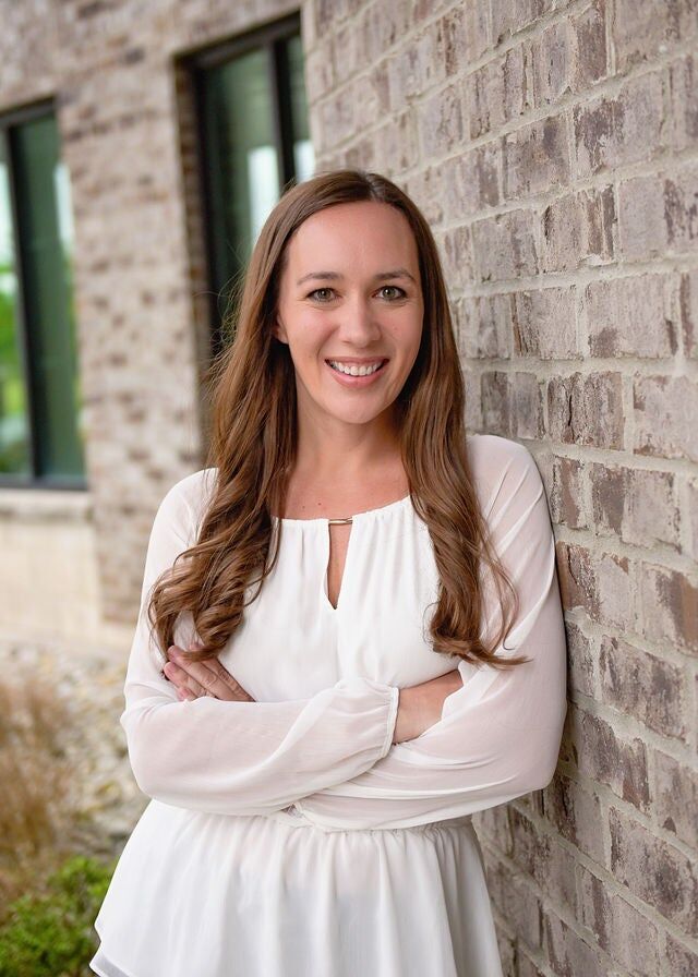 Ashley Stonecash, Real Estate Salesperson in Centerville, Heritage