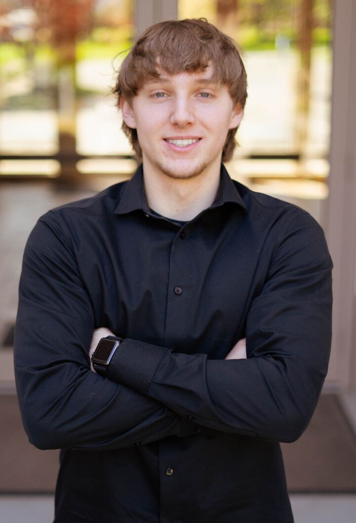 Zack Zane, Real Estate Broker in Kennewick, Tomlinson