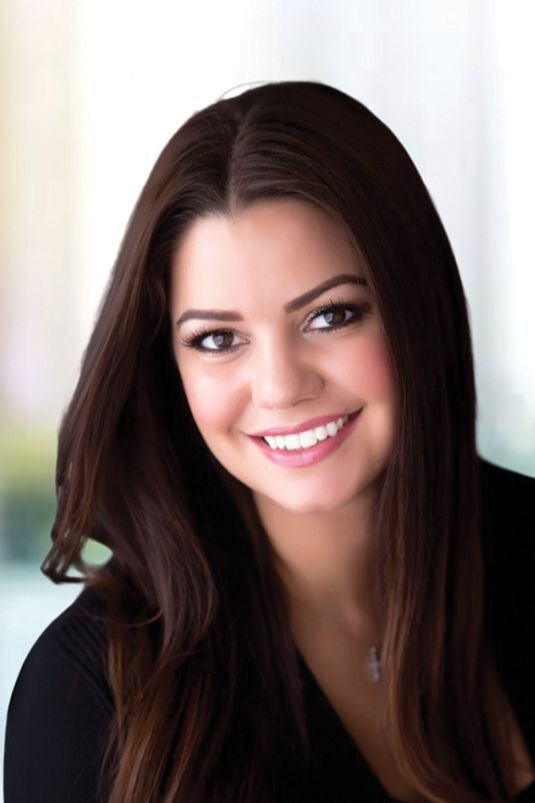 Amy Jackson,  in East Lansing, Professionals