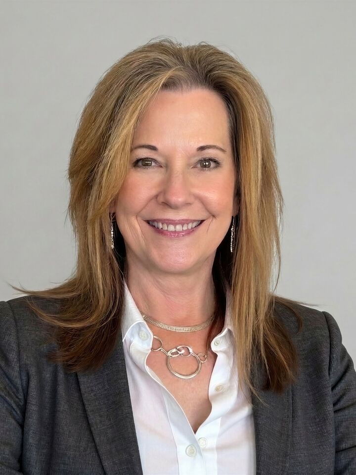 Lorraine Heyden, Real Estate Salesperson in Henderson, Americana