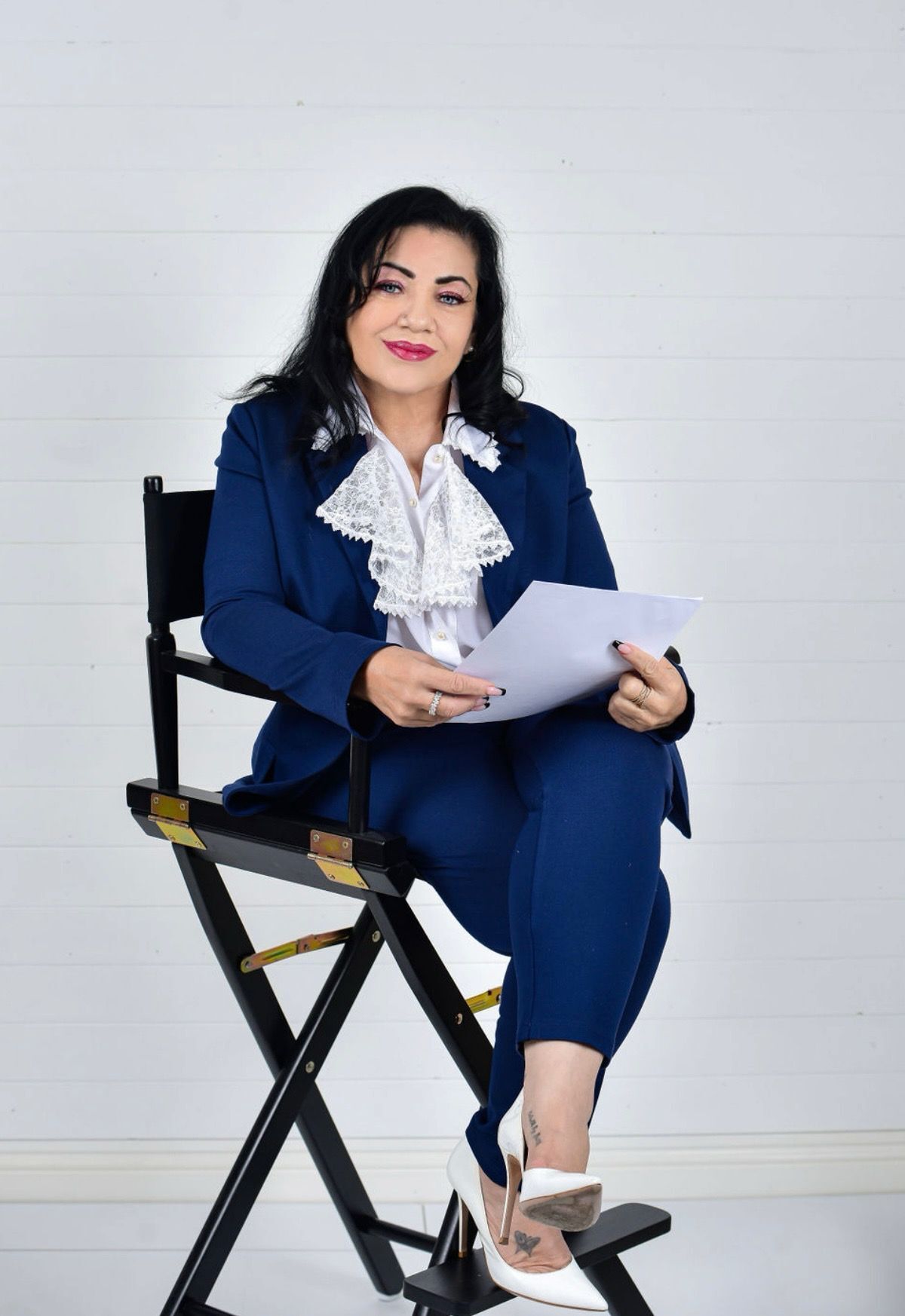 Gloria Sanchez-Holmes